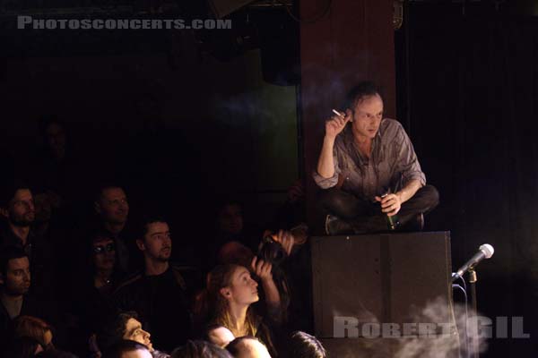 QUI - 2007-12-09 - PARIS - La Maroquinerie - 